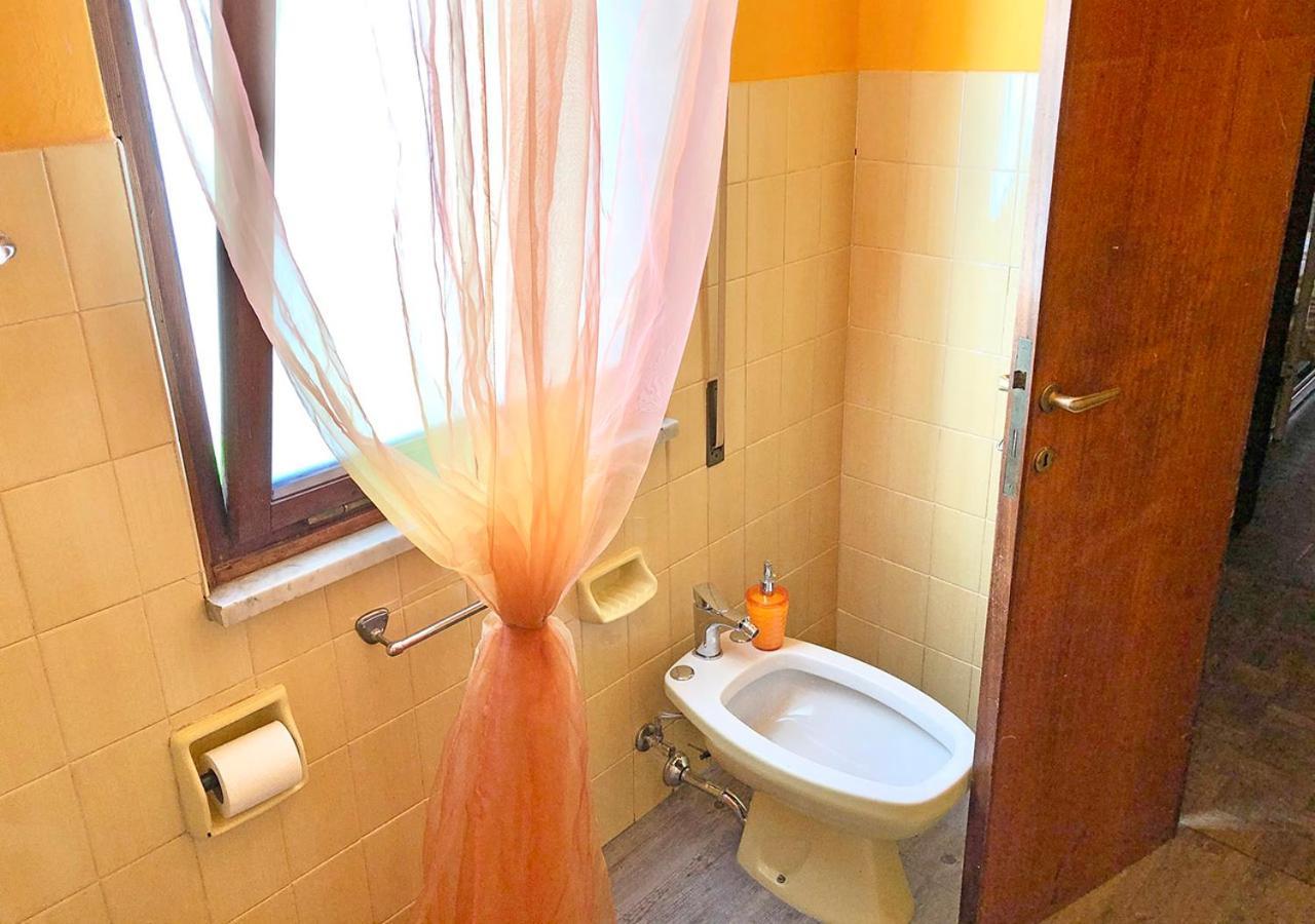 Casa La Rosa - Mare E Pineta - 2 Bici Incluse Villa Viareggio Kültér fotó