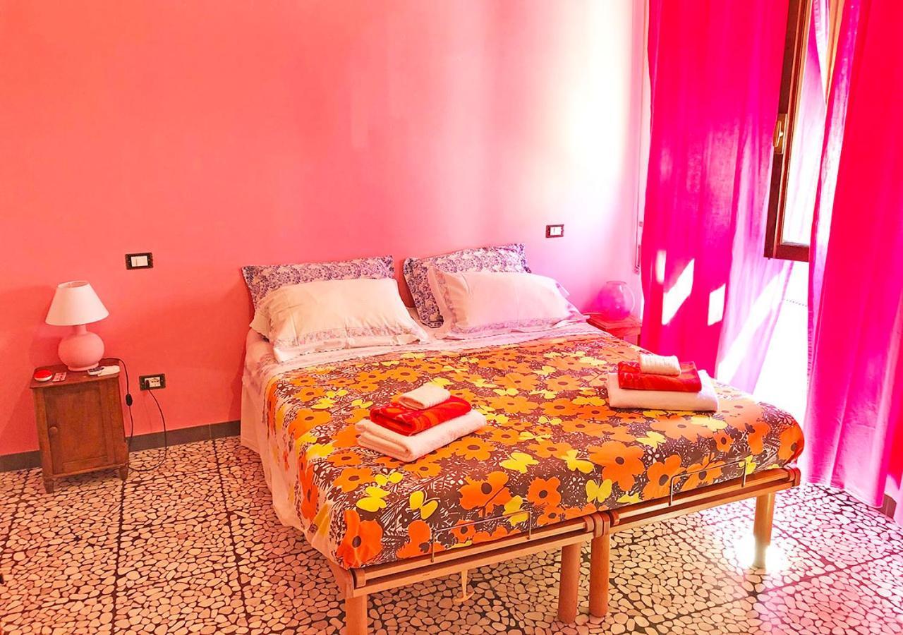 Casa La Rosa - Mare E Pineta - 2 Bici Incluse Villa Viareggio Kültér fotó
